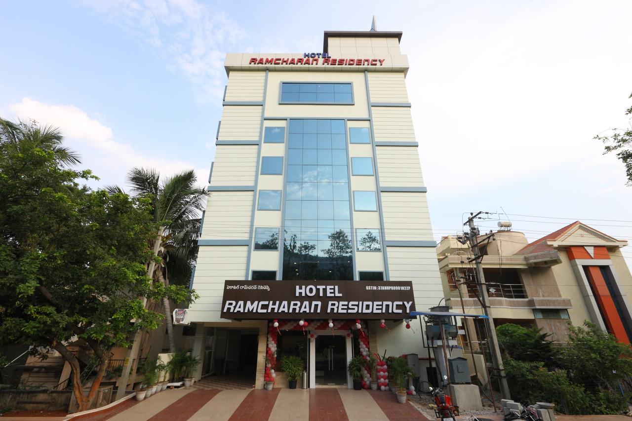 Oyo 15115 Hotel Ramcharan Residency Tirupati Extérieur photo