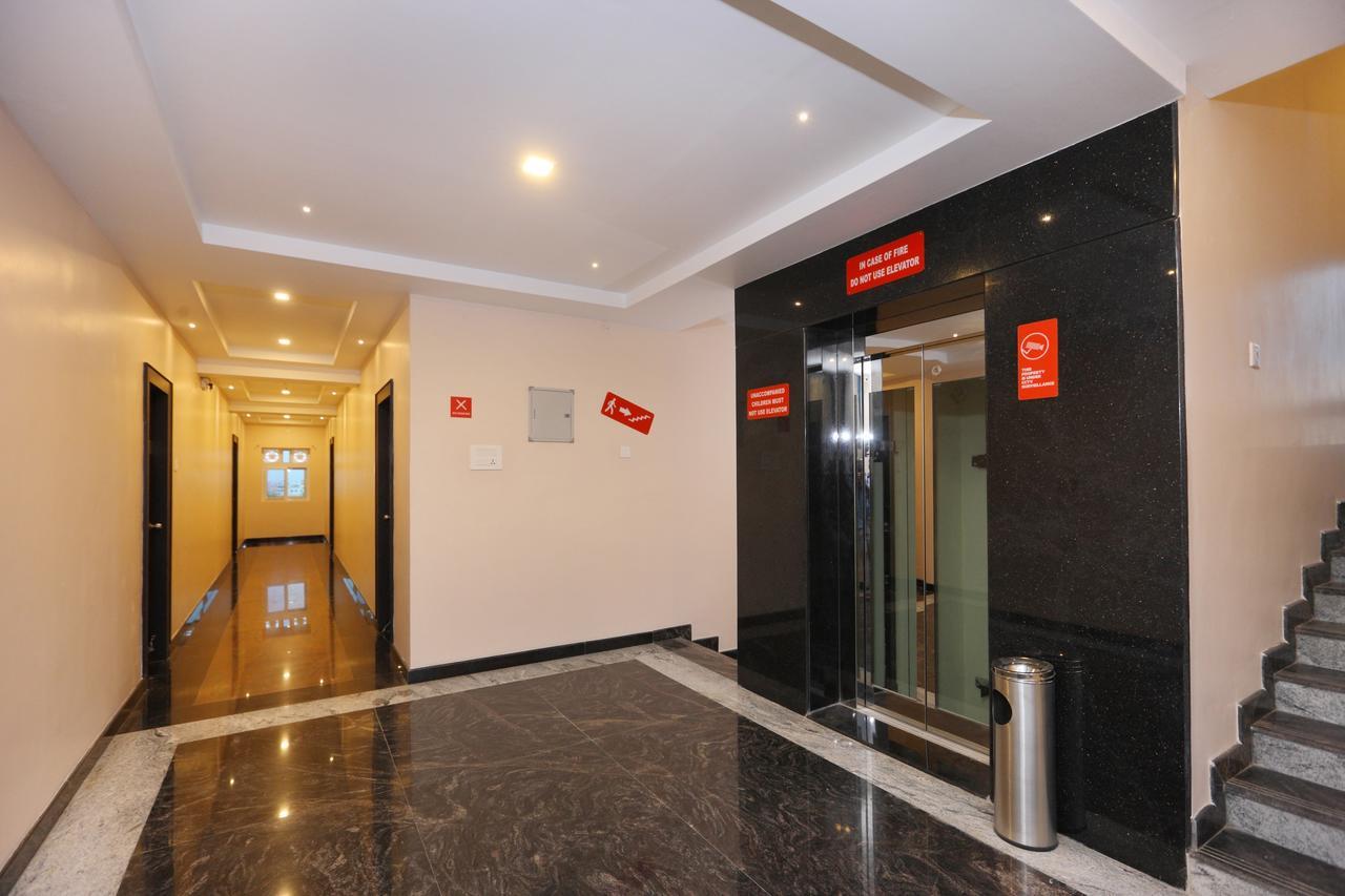 Oyo 15115 Hotel Ramcharan Residency Tirupati Extérieur photo