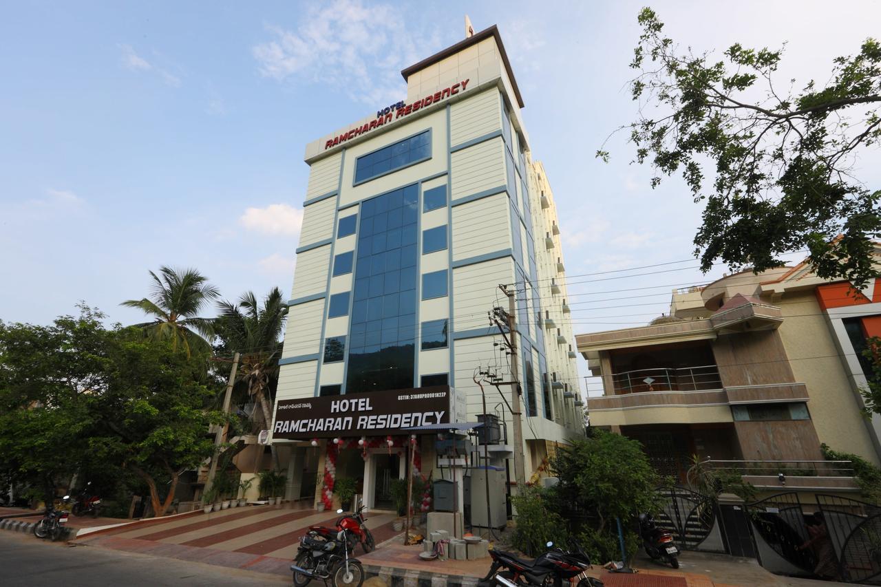Oyo 15115 Hotel Ramcharan Residency Tirupati Extérieur photo