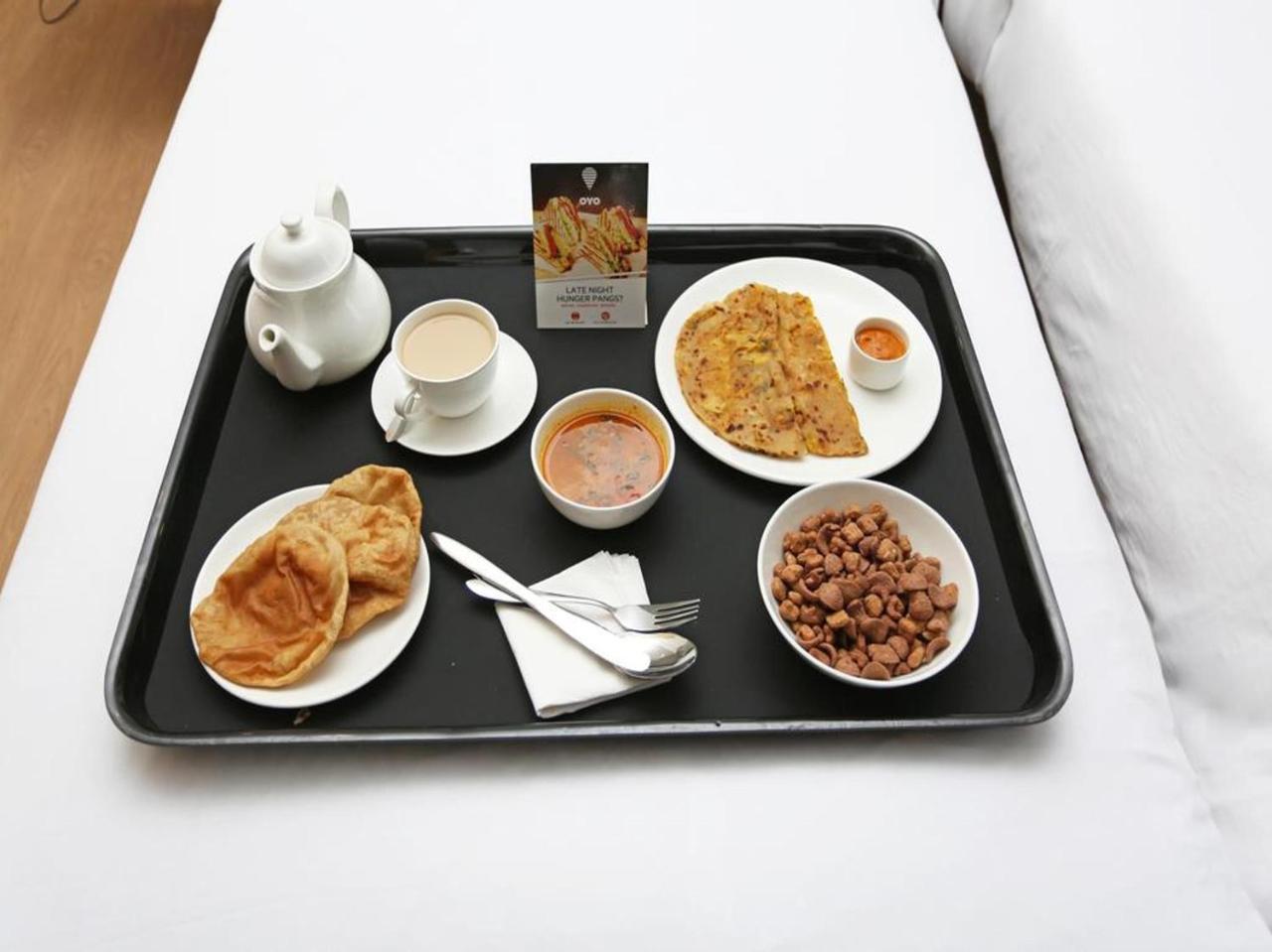 Oyo 15115 Hotel Ramcharan Residency Tirupati Extérieur photo